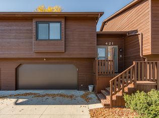 421 E Brandon Dr, Bismarck, ND 58503