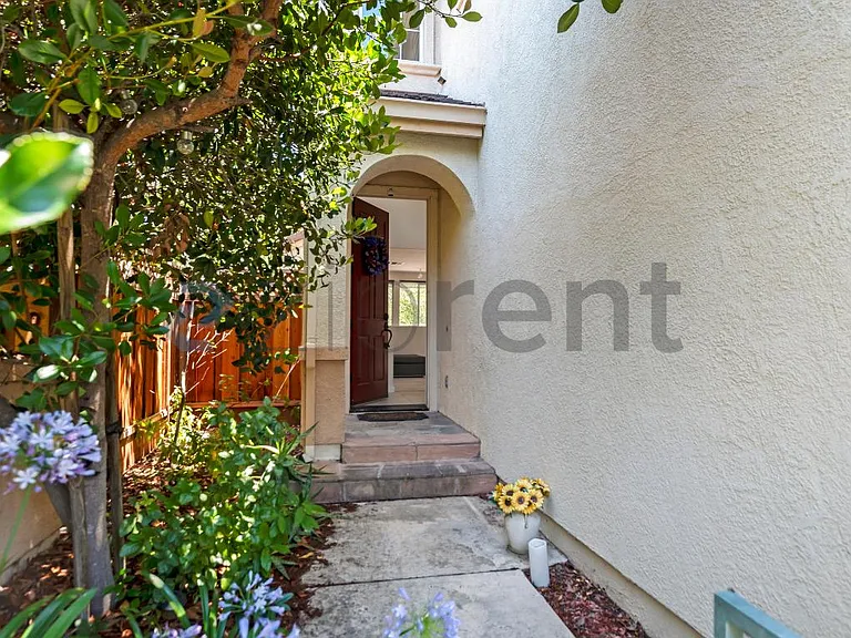 5215 Manderston Dr — Photo 3
