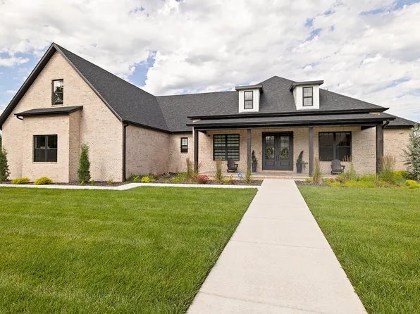 2402 Walnut Grove Circle, Nixa, MO 65714