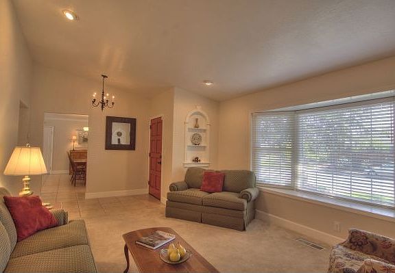 Formal Living Room with Bay WIndow
