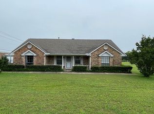 7420 Hightower Dr, North Richland Hills, TX 76182