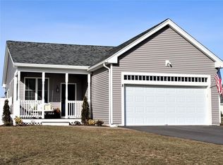 8 Candlelight Ln, Bellingham, MA 02019