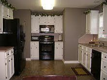 Lots of cabinest&counters