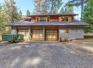 4100 Sterling Creek Rd, Jacksonville, OR 97530