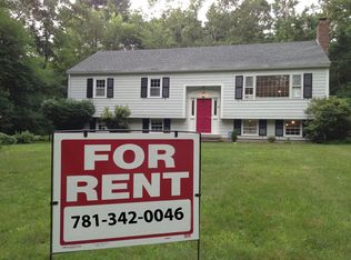 91 Pine Hill Rd, Lynnfield, MA 01940