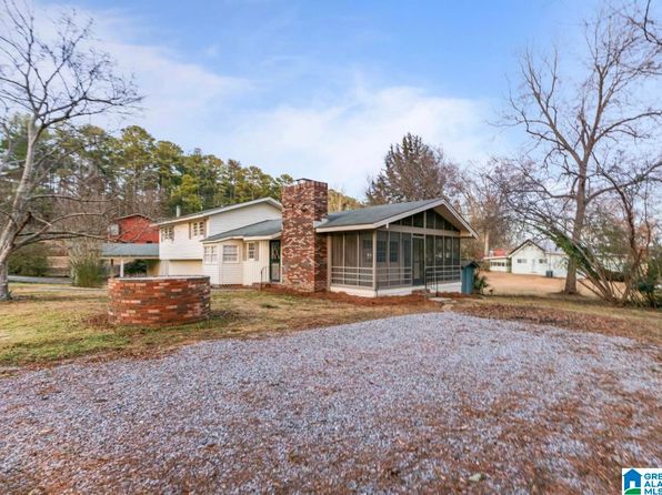 46 3rd Ave, Shelby, AL 35143