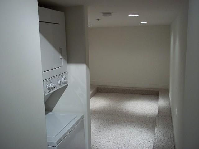 Building Photo 4