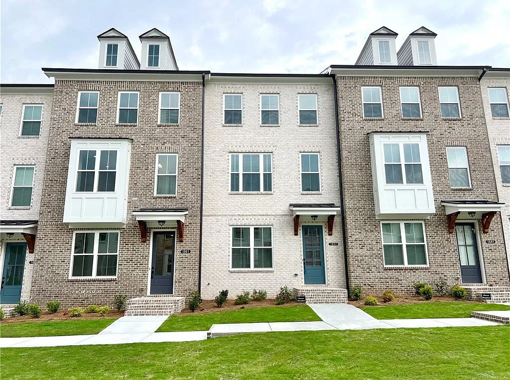 3 bed, 3.5 bath, 1893 sqft, $3,000 — Photo 1
