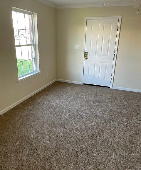 301 Michelle Dr #B — Photo 14