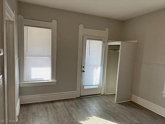 4th image of 2109 Halstead Ave APT 1