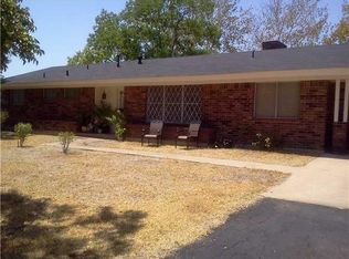 2802 Black Waxy Rd, Taylor, TX 76574