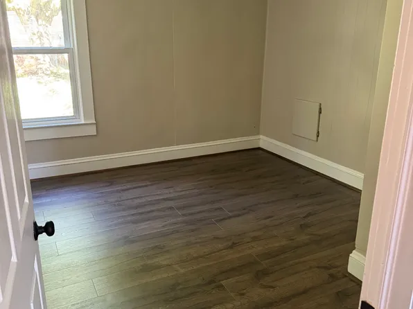 1186 Barkwood Rd, Randleman, NC 27317