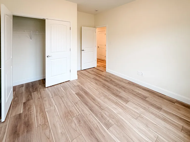 1404 Summer Meadow Dr — Photo 4