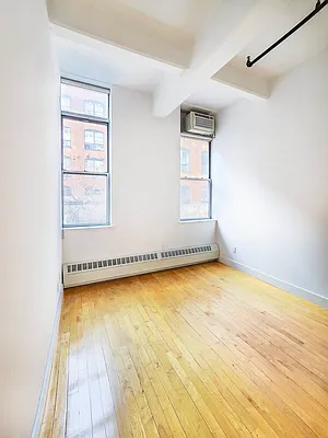 Sold by Oxford Property Group | media 9