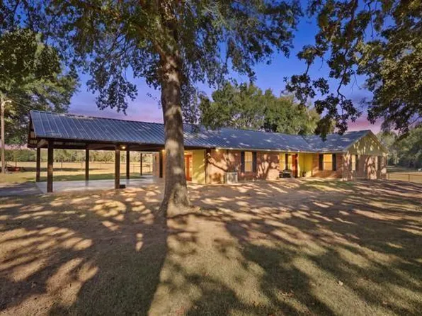 13376 Fm 39 S, Normangee, TX 77871