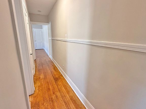 5th image of 319 Terrace Ave APT 2