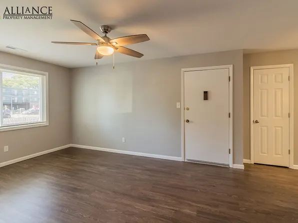 Fremont St. 1200, 1200 Fremont St APT 15, Manhattan, KS 66502