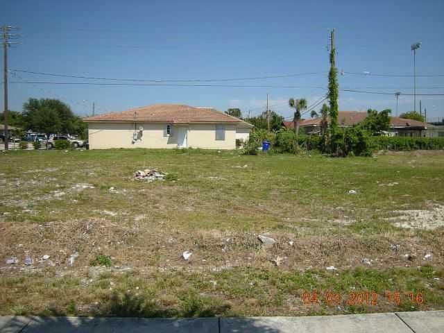 2nd image of 1390 NW 27th Ave