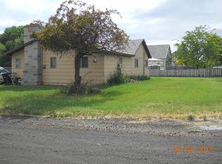 725 Bagley Dr, Sunnyside, WA 98944