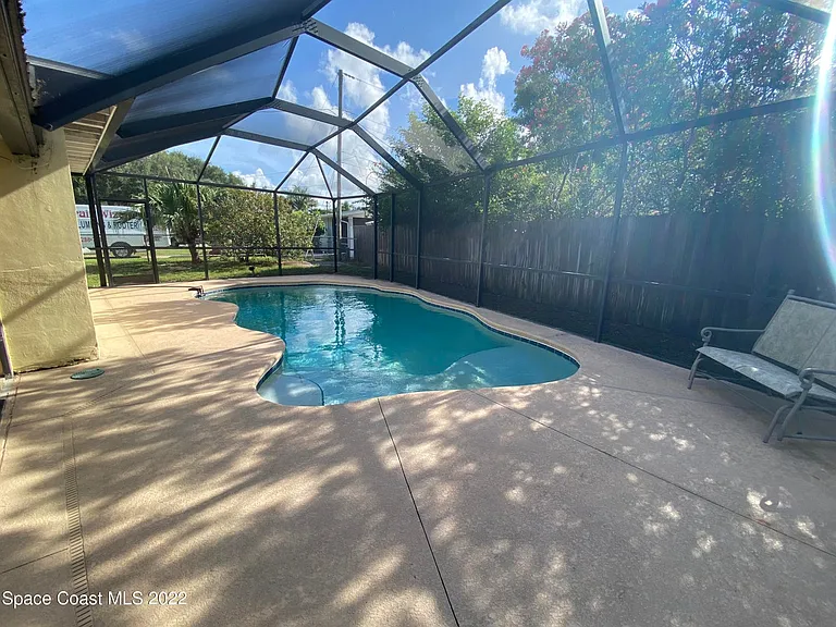 8800 Sea Shell Ln — Photo 14
