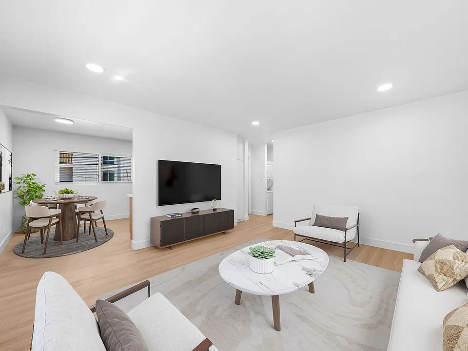 Perch Apartments | North Park Fully Renovated with Stunning City Views