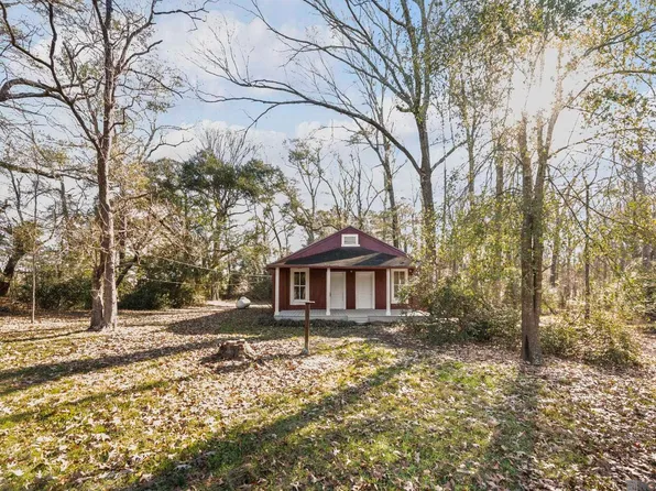 7612 Stirling Rd, Saint Francisville, LA 70775