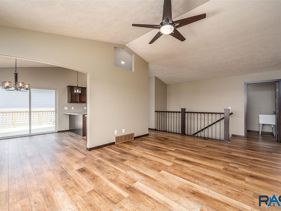 1116 N Archer Dr, Sioux Falls, SD 57103 Zillow