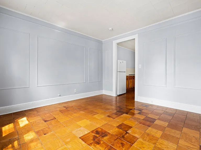 380 Ege Ave #1 — Photo 4
