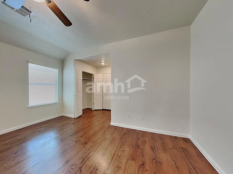 12006 Jillian Crossing Dr — Photo 6