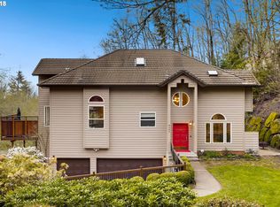 8423 NW Timber Ridge Ct, Portland, OR 97229