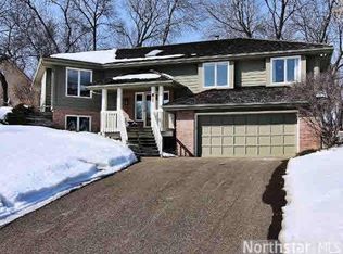 17920 Queensland Ct, Minneapolis, MN 55447