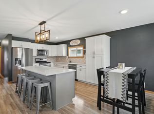 4500 Boone Ave N, New Hope, MN 55428