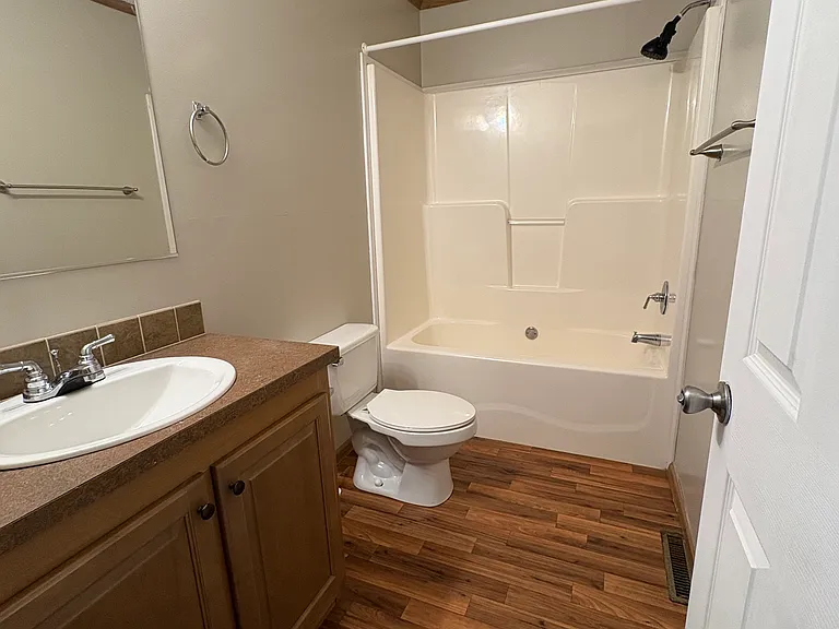 72 Jenna Ln — Photo 5