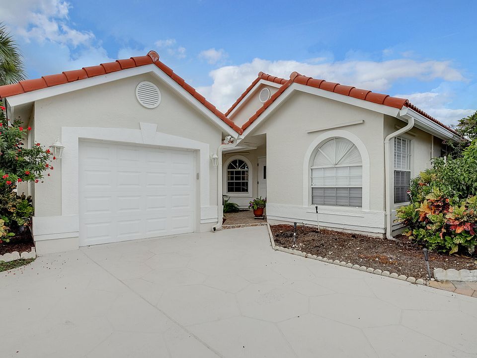 1st image of 6184 Bay Isles Dr