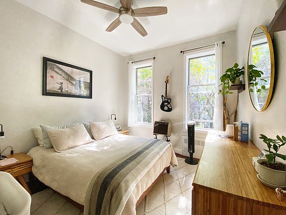 5th image of 406 W 46th St APT 4C