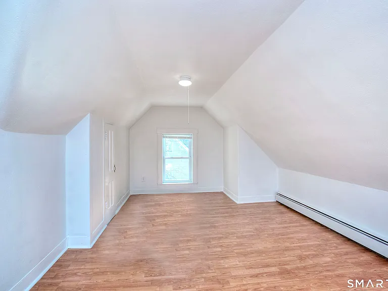 56 Franklin St — Photo 27