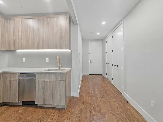 Kitchen, photo 2