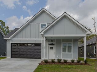 558 Strong Ave, Hixson, TN 37343