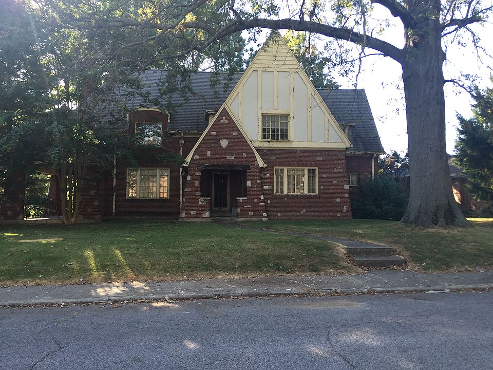 1st image of 809 College Hwy