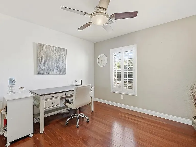 2725 Peekskill Ave — Photo 16