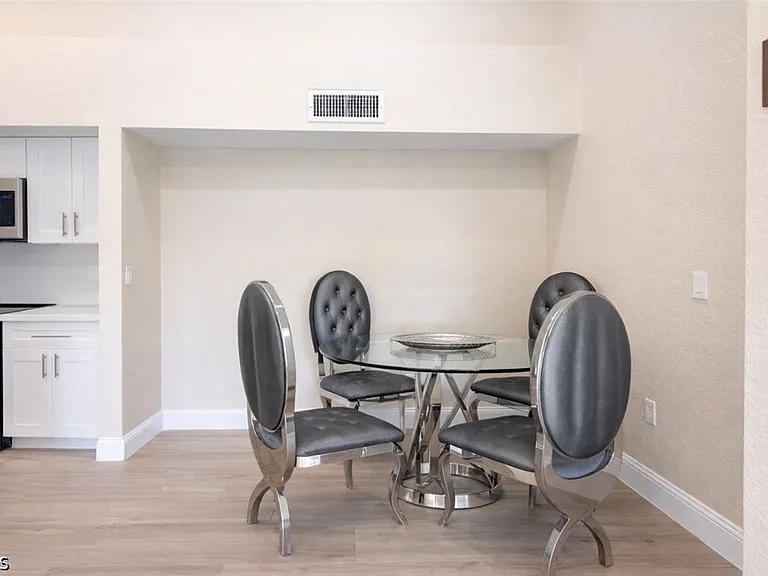 4122 Residence Dr #117 — Photo 6