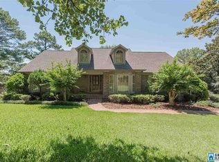 2913 N Woodridge Rd, Birmingham, AL 35223