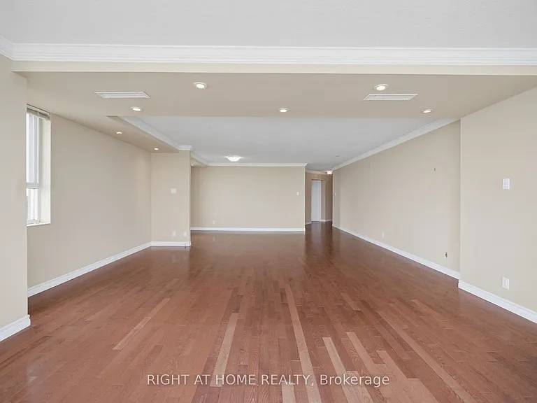 5280 Lakeshore Rd #1104 — Photo 13