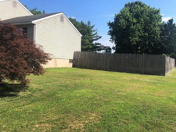 2nd image of 2 White Dr