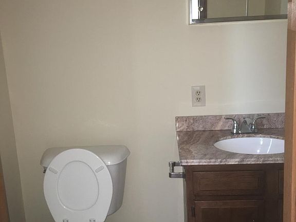 4th image of 379A Johnathan Ln