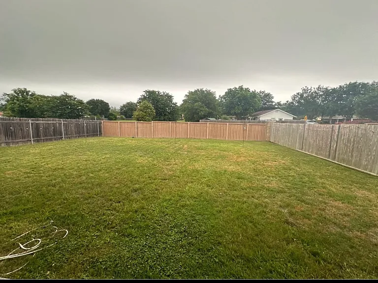 1711 Dragonfly Loop — Photo 3