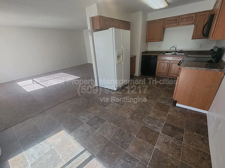 3121 W Hood Ave #G106 — Photo 4