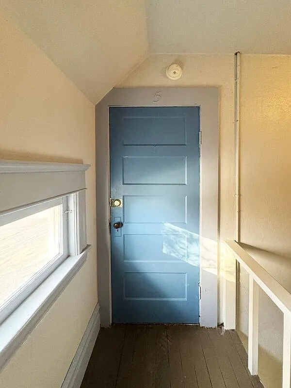 1 bed, 1.0 bath, 600 sqft, $1,095 — Photo 2