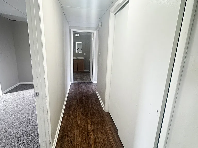 11 N Chestnut St #A — Photo 7