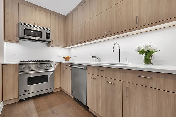 Rented by Douglas Elliman | media 21